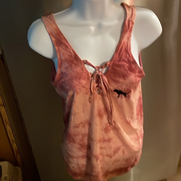 VS PINK Acid WashTank 🩷 - Picture 4 of 15